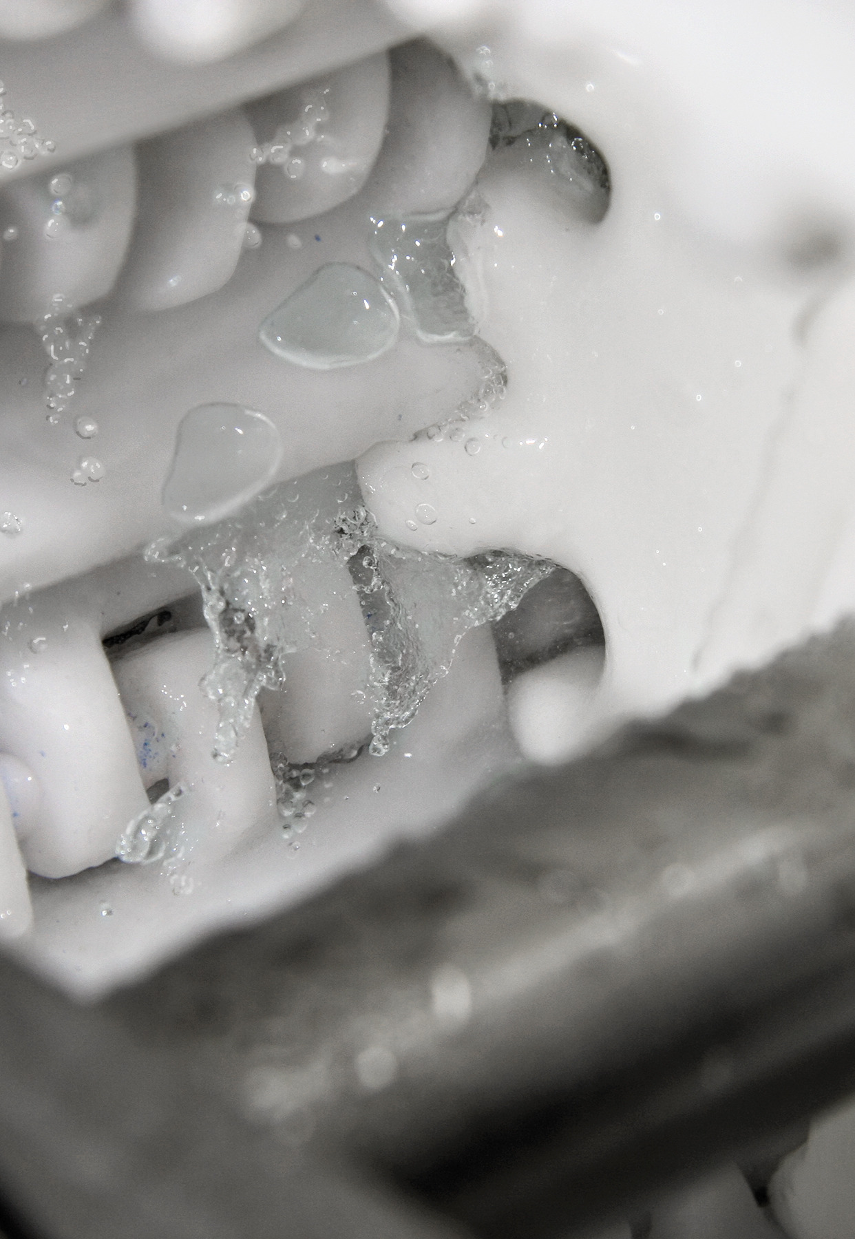 M5060_HyCLEAN_3-mobile.jpg Habasit HyClean plastic belt hinges