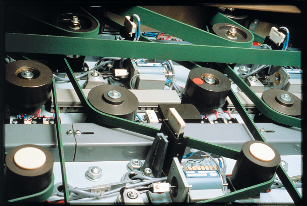 belt_ART.jpg belt_ART.jpg