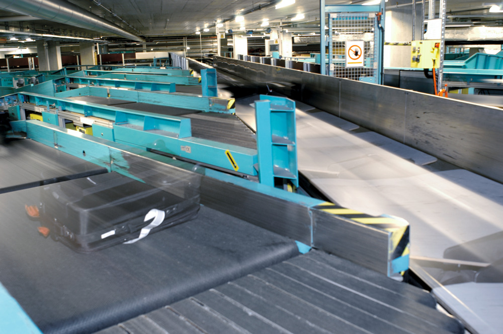 Airport_11.jpg Airport_11.jpg